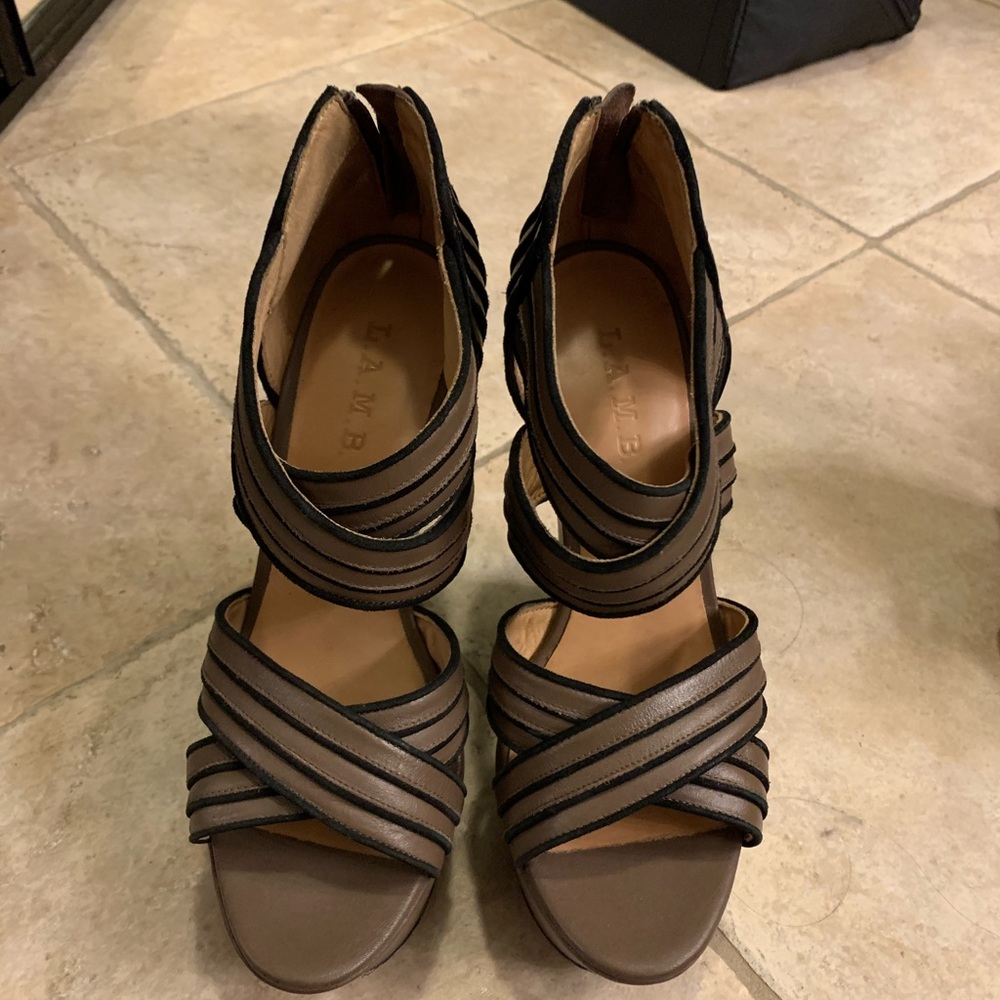 LAMB WEDGE PLATFORMS